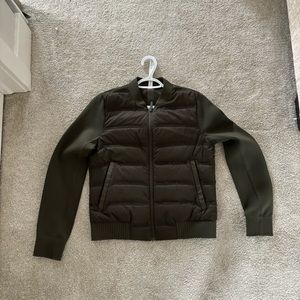 Lululemon jacket like new, size 6